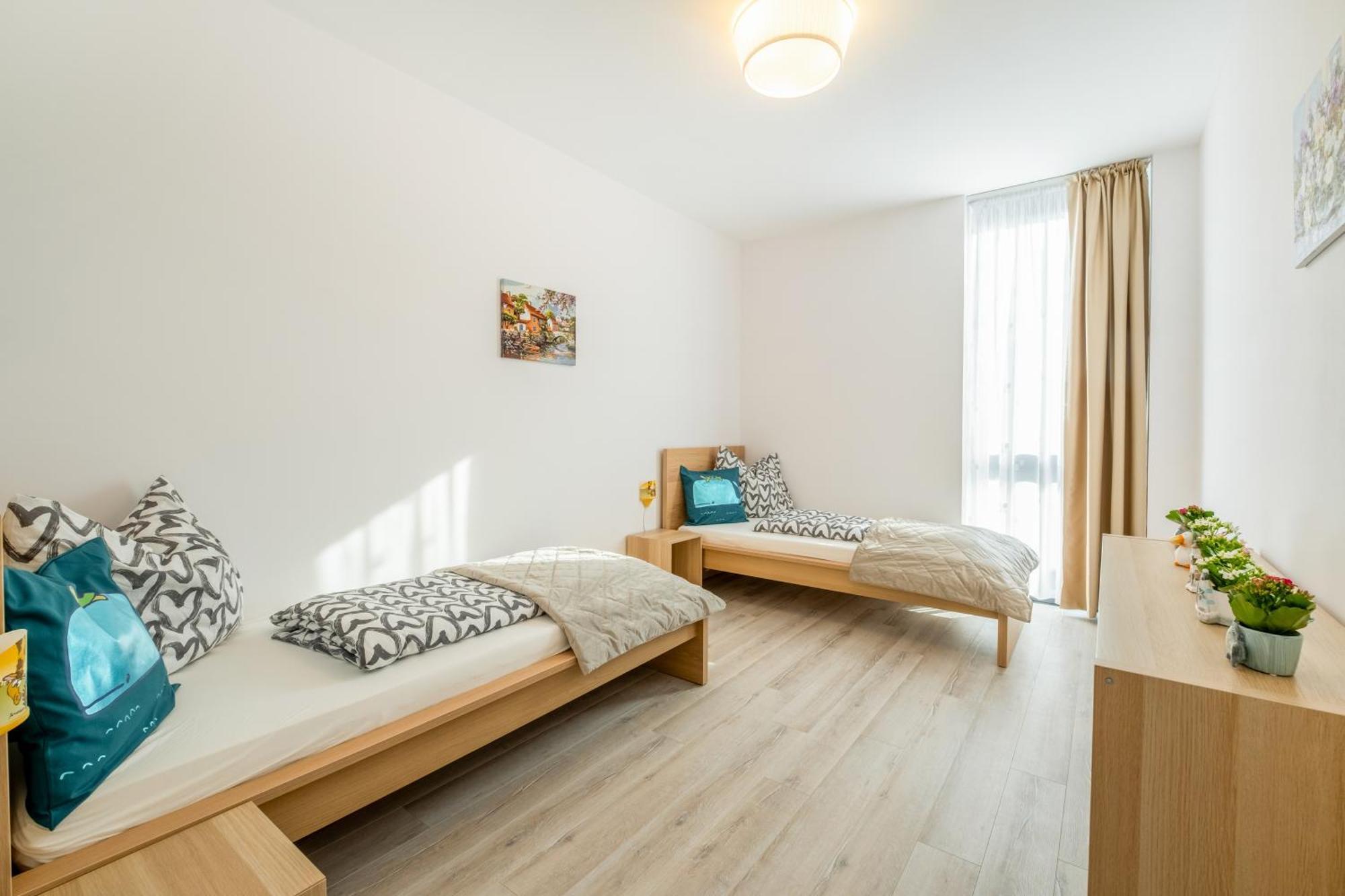 Mf Port Azur Wellness Apartments Siófok Extérieur photo