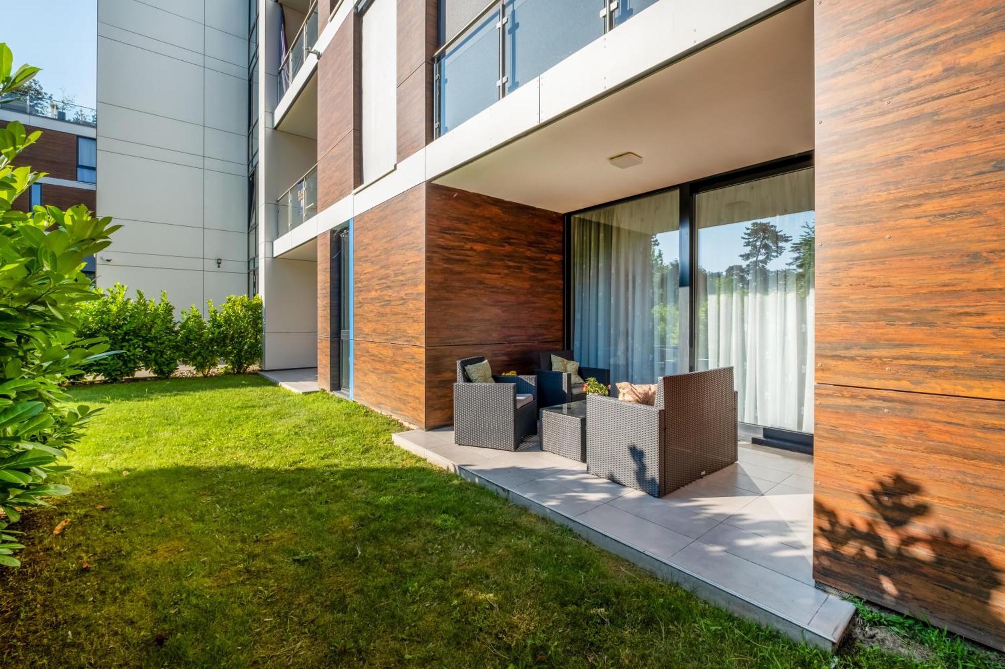 Mf Port Azur Wellness Apartments Siófok Extérieur photo
