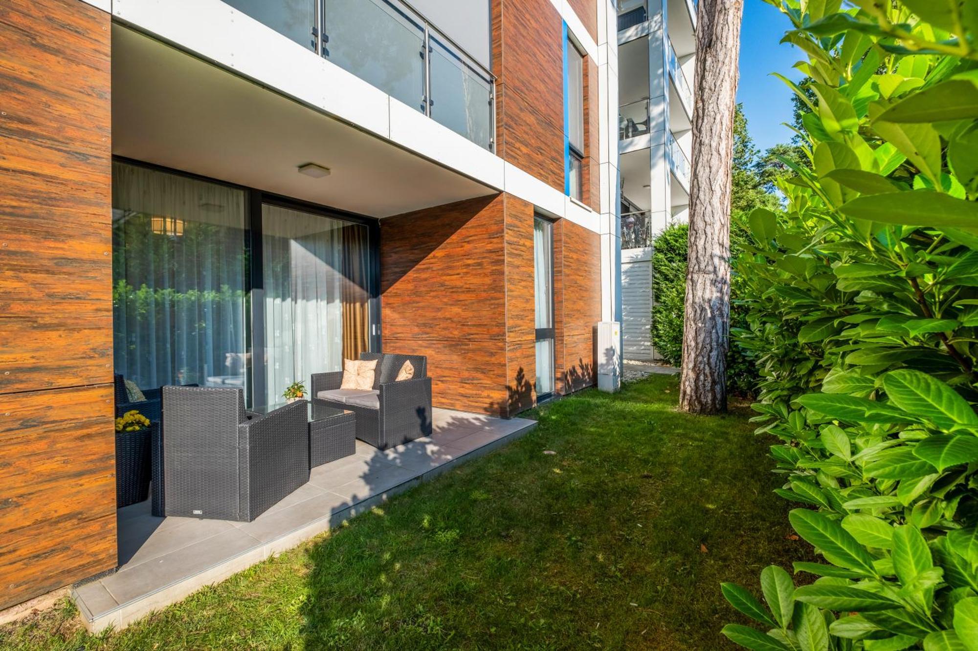 Mf Port Azur Wellness Apartments Siófok Extérieur photo